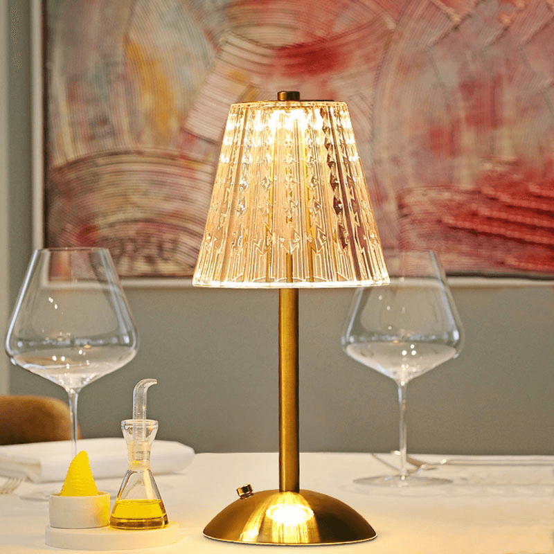 RadiantGlow - Wireless Table Lamp