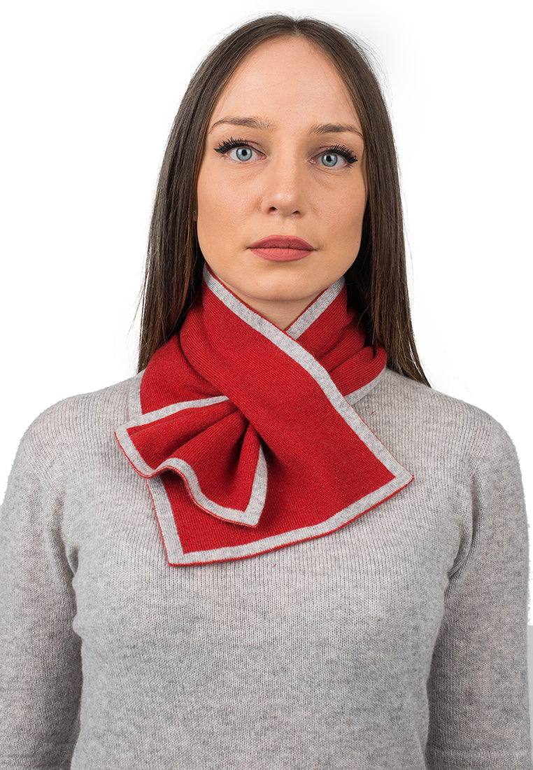 Mini Scarf Made of 100% Italian Cashmere for Winter Comfort