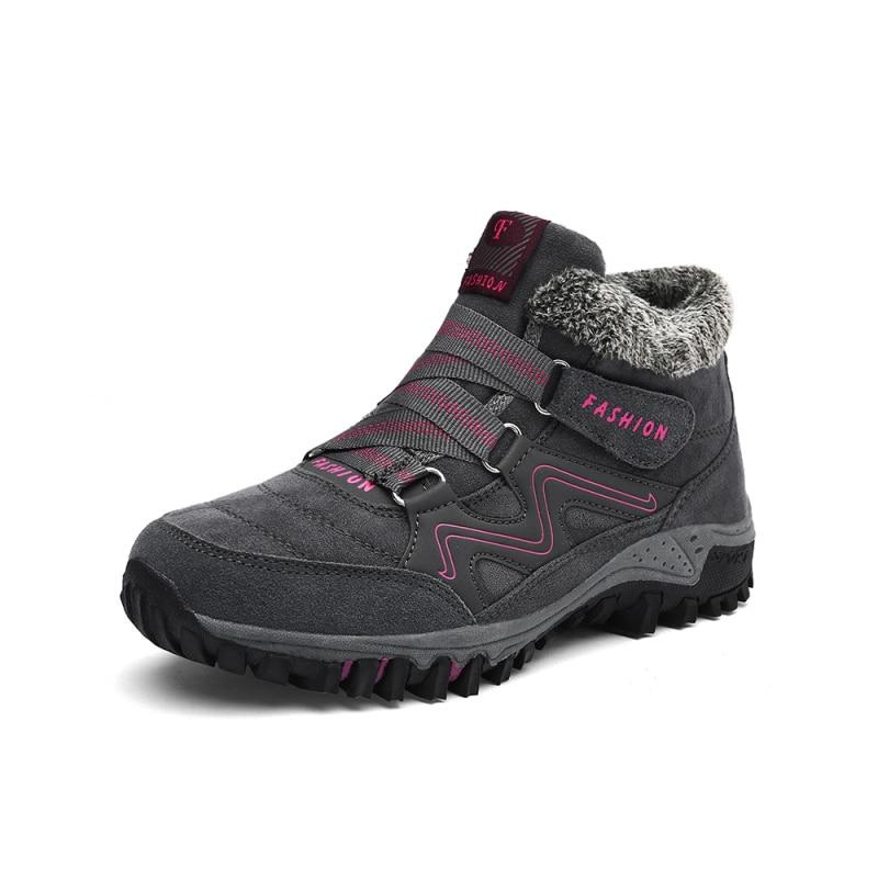 Women's Winter Boots with Fleece Lining and Non-Slip Design