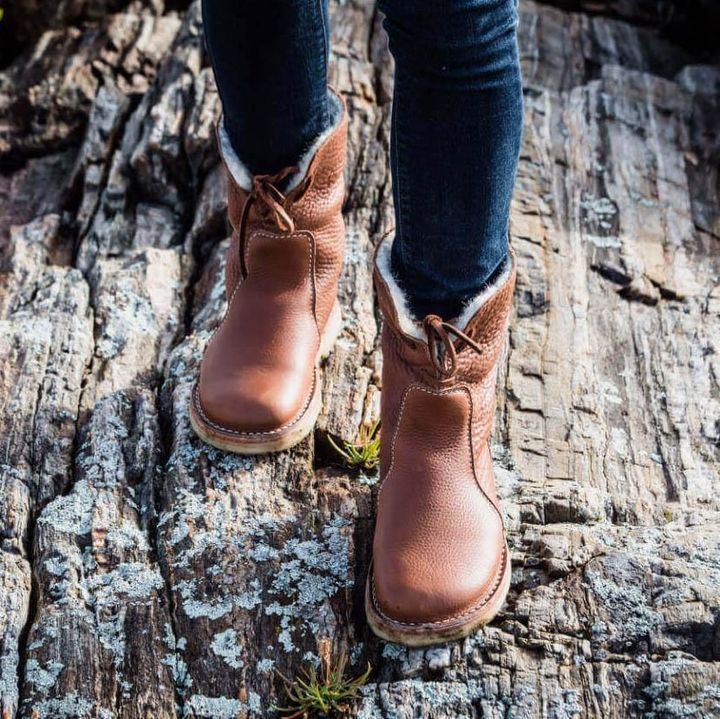 Waterproof Vintage Boots with Wool Lining