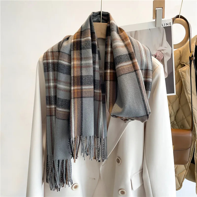 Luxury Scarf - Add Style and Comfort to Your Winter Wardrobe