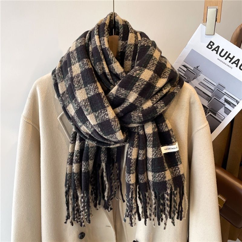 Luxury Scarf - Add Style and Comfort to Your Winter Wardrobe