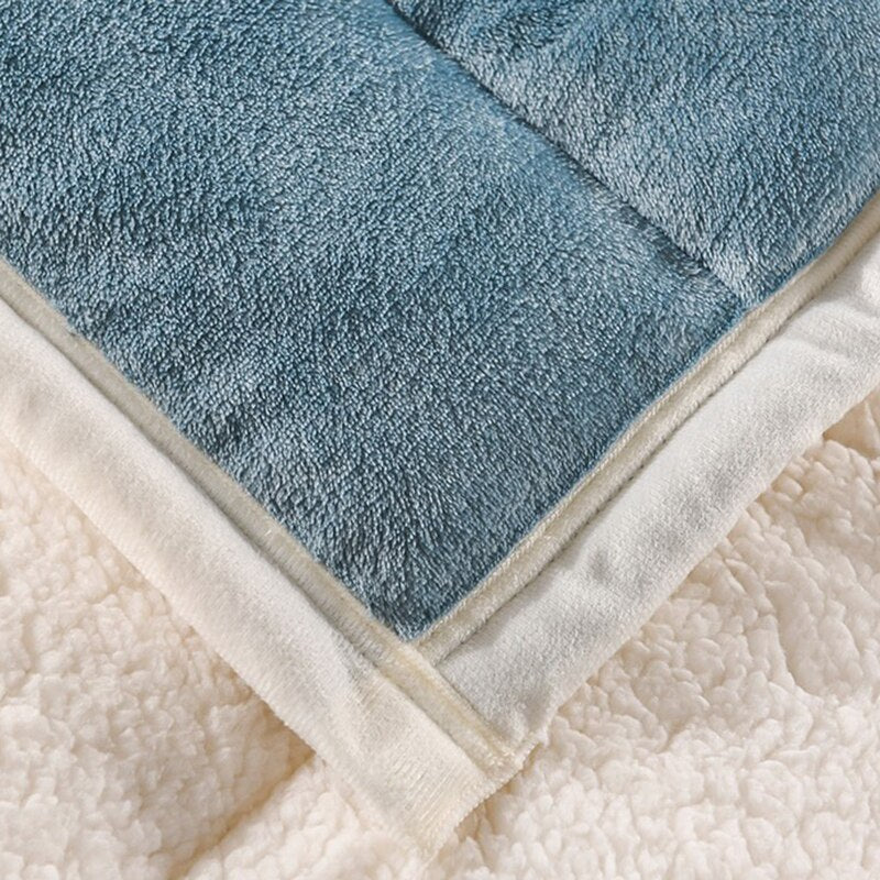 Cushion and Warmth: Luxury Winter Snuggle Blanket for Home