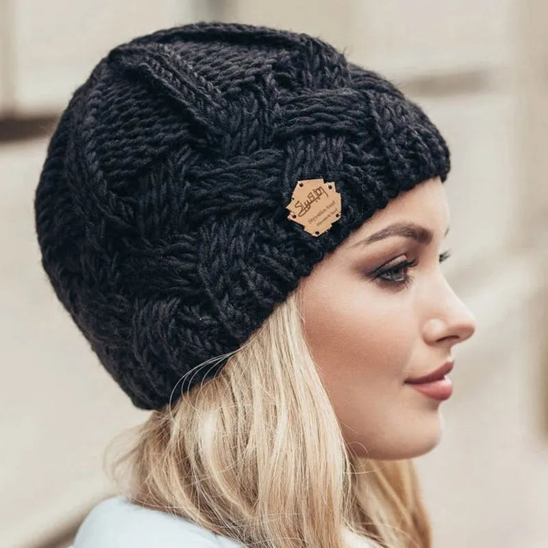 WarmKnit Hat - Elegant Warmth and Comfort for Winter