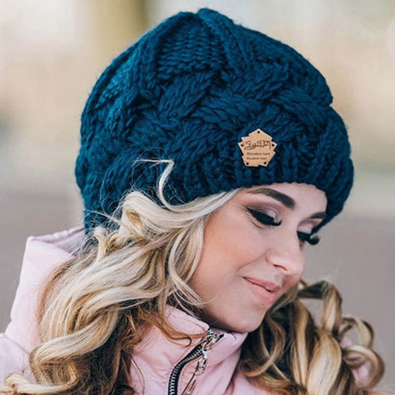 WarmKnit Hat - Elegant Warmth and Comfort for Winter