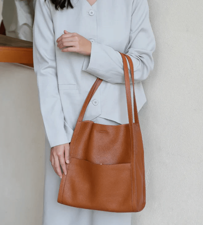 Elegant Essentials Bag - Perfect Combination of Style and Functionality