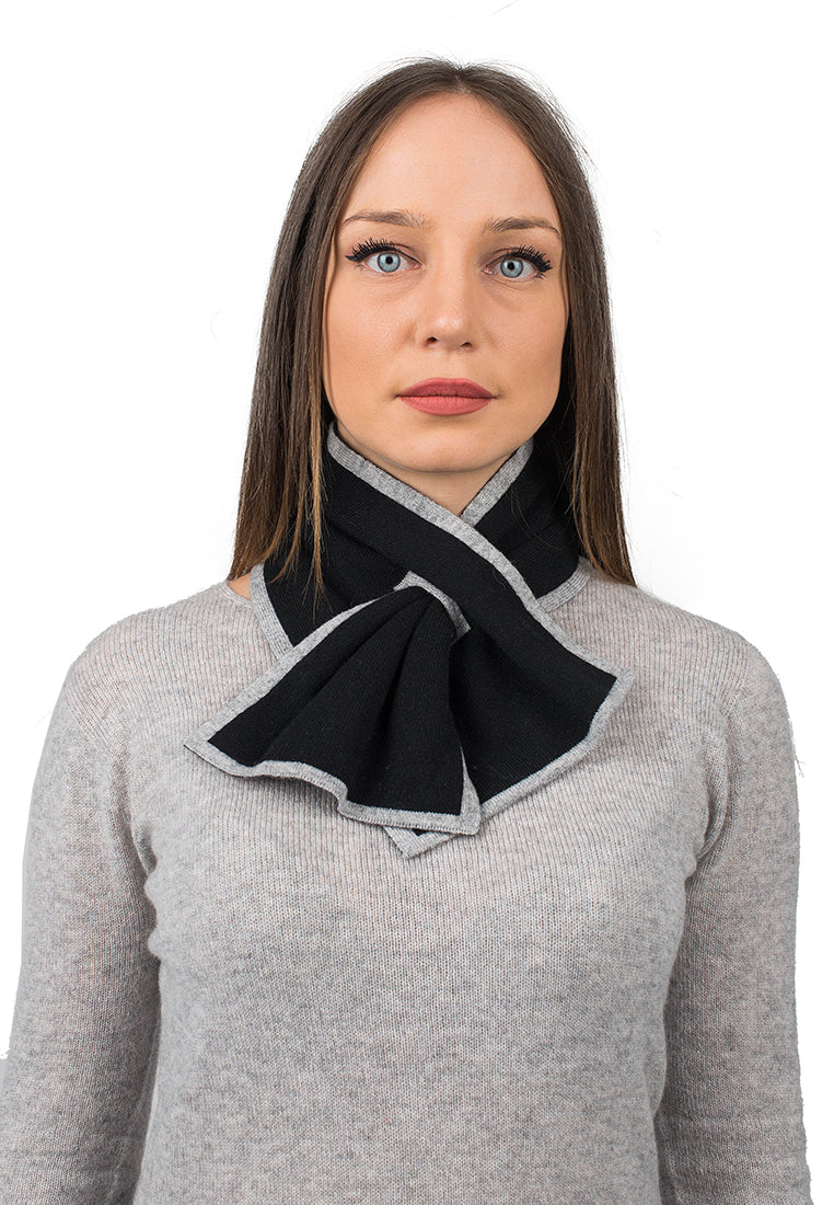 Mini Scarf Made of 100% Italian Cashmere for Winter Comfort