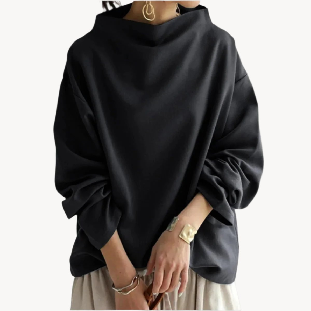 Luxurious, Comfortable Women's Sweater with Timeless Elegance