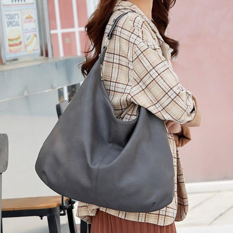 LeatherEase - Elegant Leather Crossbody Bag for Daily Use