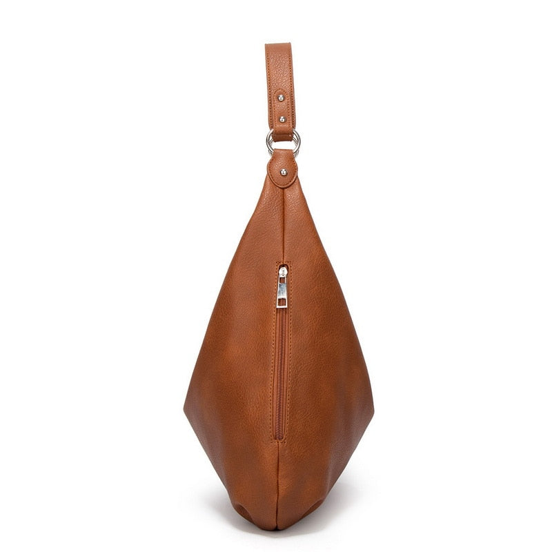 LeatherEase - Elegant Leather Crossbody Bag for Daily Use